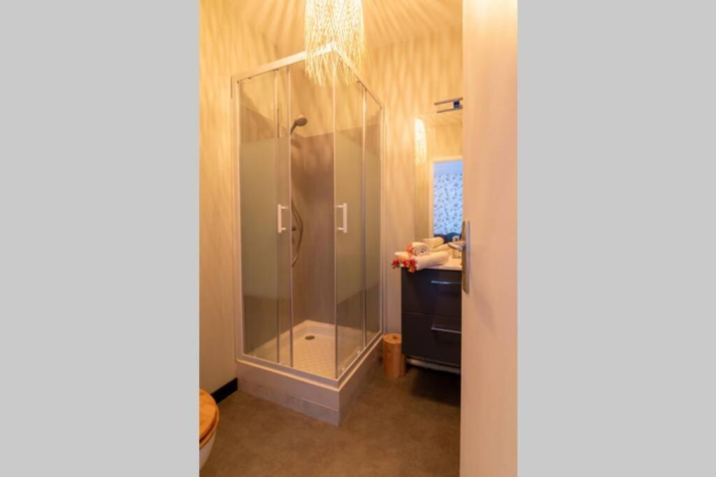 *Appartement Au Bout Du Monde Thouars* Экстерьер фото